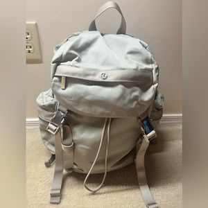 lululemon wunderlust backpack